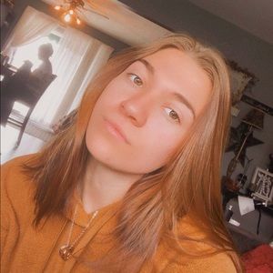 Meet your Posher, Mollee